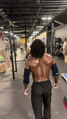 Who takes up this challenge? 😮 #😱 #🦁king_team🦁 #💯💯💯 #🦅eagle🦅 #😱 #🦁 #🦅 #reaction #fyp #gym #💯 #challenge #🙈 