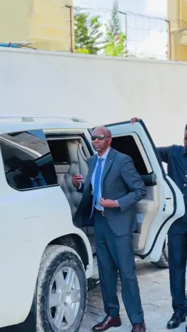 Welcome mudane xasan Cali khaire#khaire #xasancalikheyre #khayre #qaranbile #soomalitiktok🇸🇴🇸🇴🇸🇴🇸🇴🇸🇴🇸🇴😍💯 #welcomeback #mogadishu #khayre11 #madaxwaynaha_somalia🇸🇴❤ #hassanalikhayre @ridvvan ᡕᠵ᠊ᡃ່࡚ࠢ࠘ ⸝່ࠡࠣ᠊. 🦍 @Aarka jeexan💀🔫🐎 @Abuukarcaano 🇸🇴 