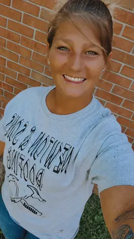 #bluecollar #bluecollarwomen #lovingme😍💋 #wdr #foryourpages #fyp #foryou #foryoupage #WeDoRecover #leavemealone #badonmyown💋💅 #delete  #wonttoleratedisrespect #alwaysgrowing #goingtothetop #caffineanddreams #littlebitawholelottahardwork 