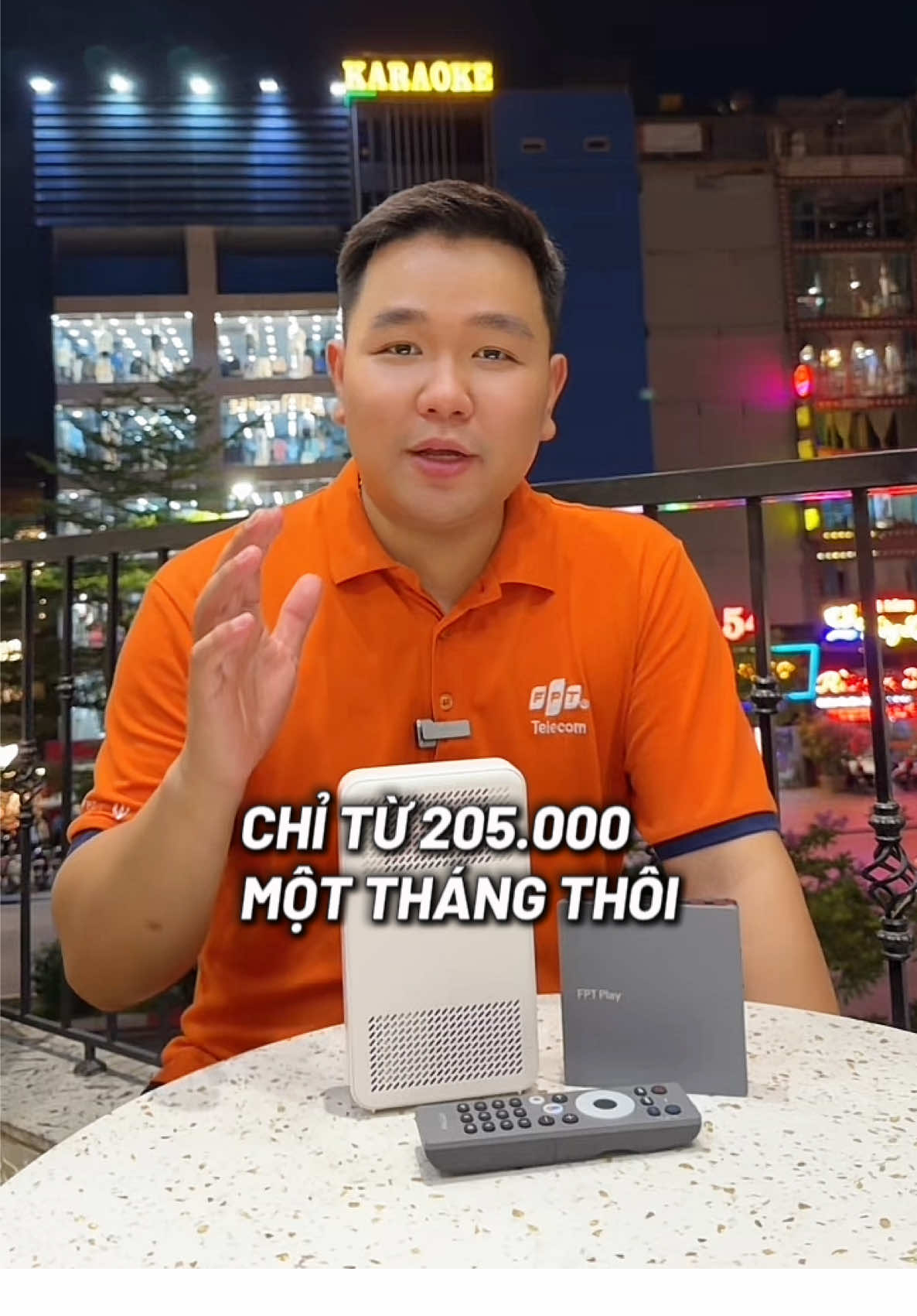 Lắp Combo Wifi và FPT Play thui mọi người ơi #hungxuhuong #xuhuongtiktok #mangwififpt #viral #fyp 