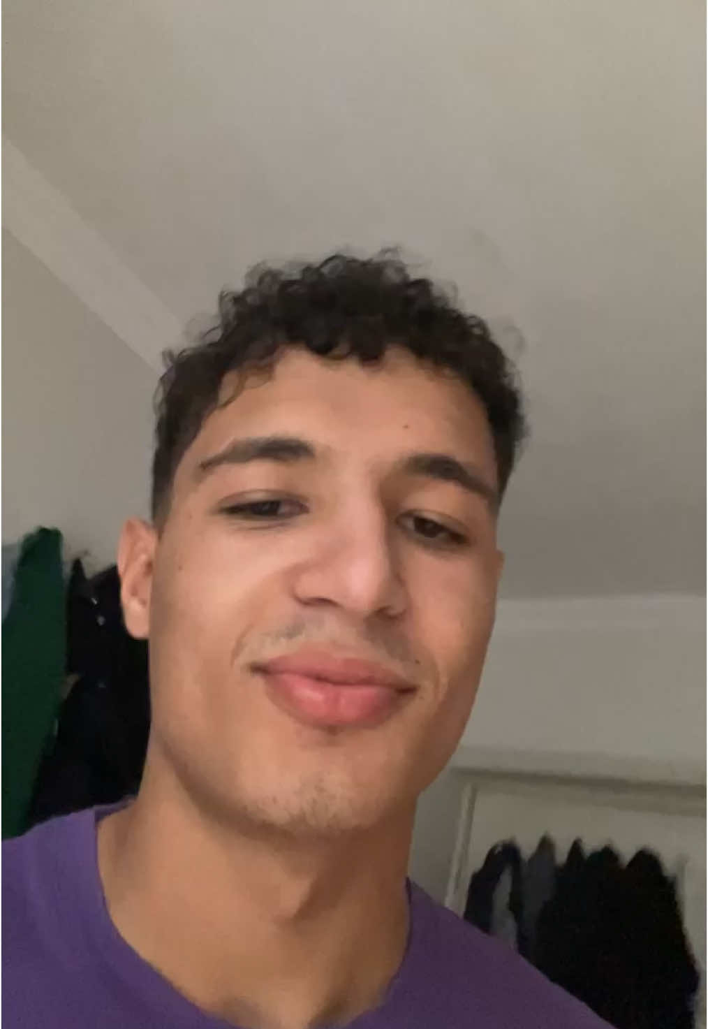 انسي ايه بقي هو مين لاقي   