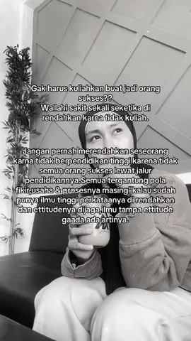 biarkan sajalah apa kata mereka karna kita gak tau kedepannya seperti apa kan?#fyp #foryou #sadstory #fypage #sendiri #dirisendiri #wanitatangguh #sadvibes🥀 #anakindependent #wanita 