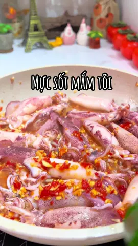 Thứ quật ngã tui lúc nửa đêm🤤🤤🤤#HảoThíchVàoBếp #thíchvàobếp #thíchnấuăn #nấuăncùngtiktok #vàobếpcùngtiktok #mónngonmỗingày #mựcrimmắmtỏi 