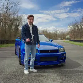 Nissan GT-R R34 : Dommage qu'elle soit si connue #nissan #nissangtrr34 #dommage #soit #connue