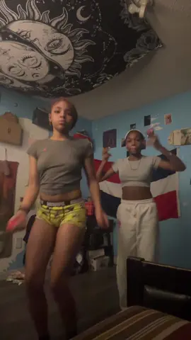 #fyppppppppppppppppppppppp #fypage #viralvideo #blowthisup #onyourpage #viralvideo #sister #family #yourfavdancingduo2 #treanding #dc @︎ry 