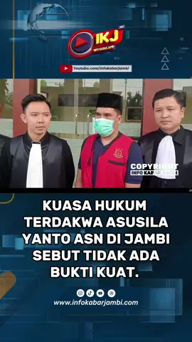 📍 Jambi – Sidang Tertutup Kasus Dugaan Pelanggaran Terhadap Anak Pengadilan Negeri Jambi kembali menggelar sidang kasus dugaan pelanggaran terhadap anak di bawah umur dengan terdakwa Rizky Aprianto, oknum ASN Dinas Kebudayaan dan Pariwisata Pemprov Jambi. Kuasa hukum terdakwa, Rian Gumai, mengungkap sejumlah fakta penting usai sidang, termasuk soal hasil visum yang tidak menunjukkan tanda kekerasan, serta keraguan terhadap keabsahan keterangan ahli. Ia juga menyebut adanya dugaan permintaan uang damai bernilai fantastis sebelum sidang praperadilan, mulai dari Rp250 juta hingga Rp1 miliar. 🎥 Saksikan selengkapnya dalam video ini. 📰 Jangan lupa like, komentar, dan subscribe untuk update berita terbaru dari Jambi dan sekitarnya! #BeritaJambi #KasusHukum #SidangTertutup #PengadilanJambi #InfoKabarJambi #ASN #HukumAnak #KuasaHukum #FaktaSidang