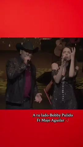 Un honor poder cantar con un grande como #bobbypulido. La canción la encuentran en todas partes ♥️ vayan a ver el video completo! ✨