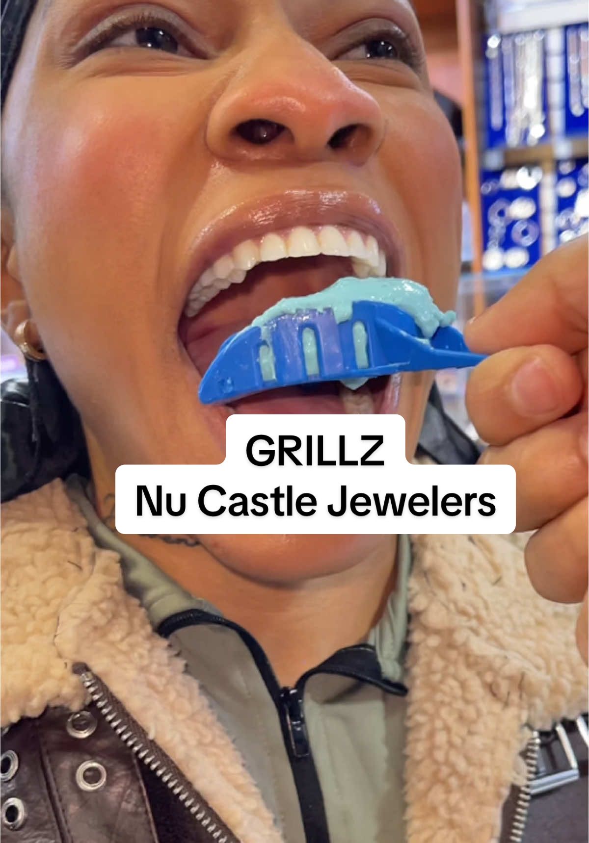 Come with me to drop a bag on my first pair of REAL GRILLZ from Nu Castle Jewelers 🔥👏🏽 Full Vlog out now on my YouTube Channel, 🔗 in b-io!🍩💋 & the Location for my grillz: 📍463 Fulton St, Brooklyn NY #grillz #nygrillz #grills #goldaccessories #jewlery #grillztok #gold #goldjewelry #jewelry #jewelrytiktok #customized 