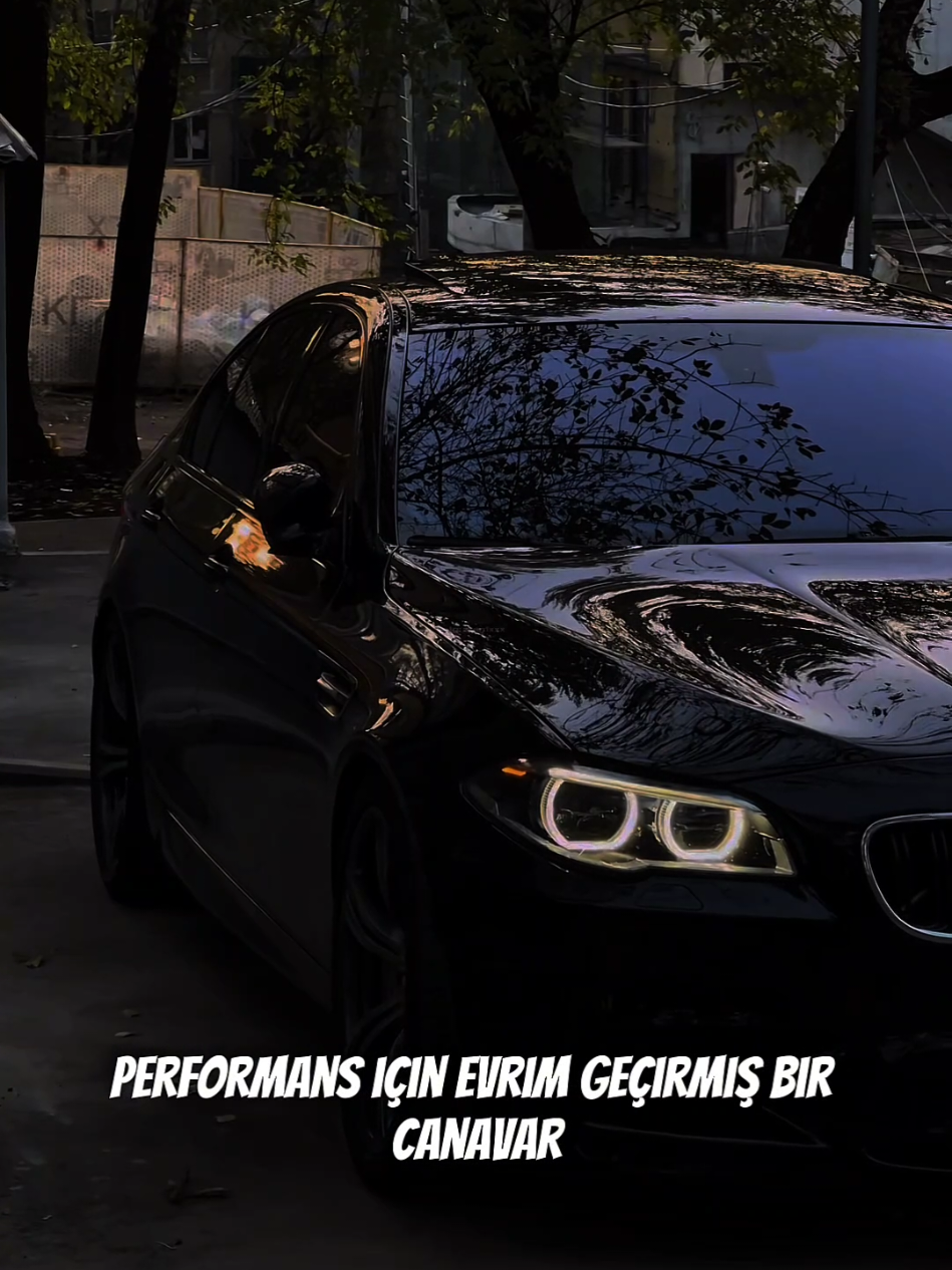 40 saniyede BMW F10 M5.. . . . #bmw #bmwvideoları #arabavideoları #arabasevdası #mercedestürkiye #bmwf10m5 #bmwf10 #f10türkiye #bmwtürkiye #bmwf10clubtürkiye 