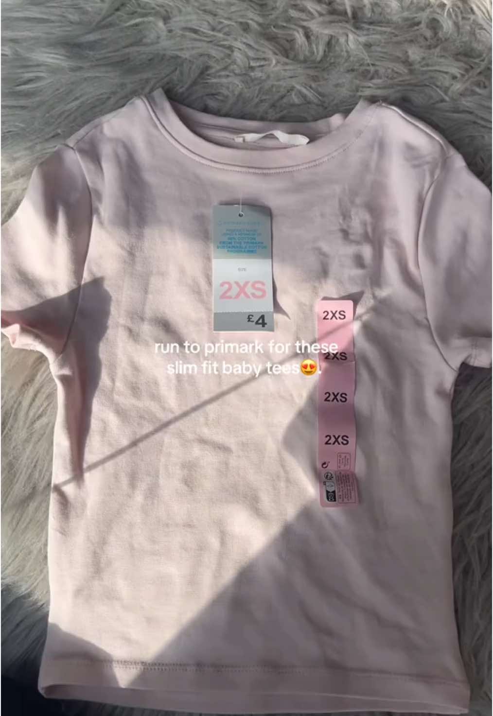 soso obsessed wish they had more in this size🥲. #fyp #primarknewin #babytee #skimstop #slimfittee #girltok #viral @Primark 