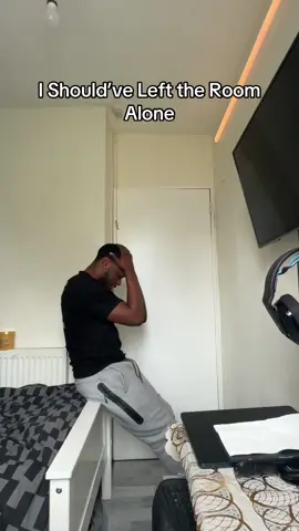 What should I do? #fyp #relatable #minivlog #Vlog #funn #bedroom #bedroomdesign #bedroommakeover 