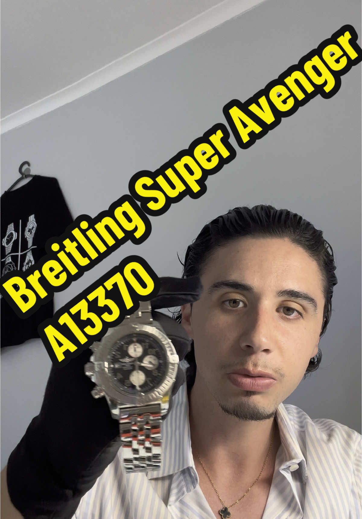 Um monstro de 48mm no pulso. Full Set. Cronógrafo automático. Luxo com presença. 2.500€ – e está pronto a ir para o teu pulso. 👉 Envia mensagem agora. #Breitling #SuperAvenger #RelogiosDeLuxo #FullSet #BreitlingPortugal #LuxuryWatch #InvestimentoSeguro #RelogiosPortugal #RelógiosDeLuxo #RelógiosUsados #WatchCollector #WatchCollector #WatchSale #WatchCommunity 