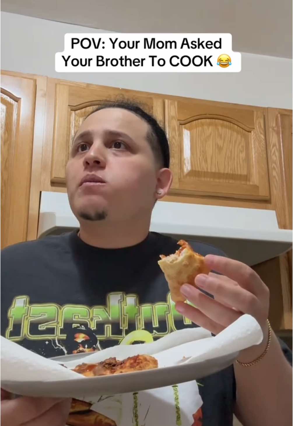 “I eat a bowl of cereal 🥣” 😂