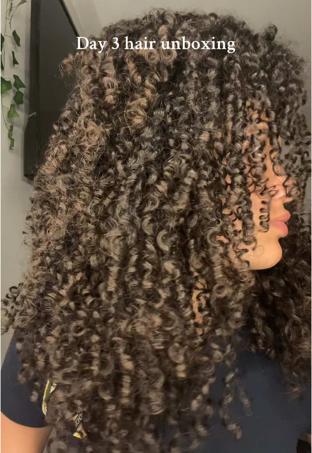 Me when I just use random products together 😭 #fyp #foryoupage #relatable #foryou #zyxcba #curl #curly #curls #curlyhair #unboxing #bonnet 