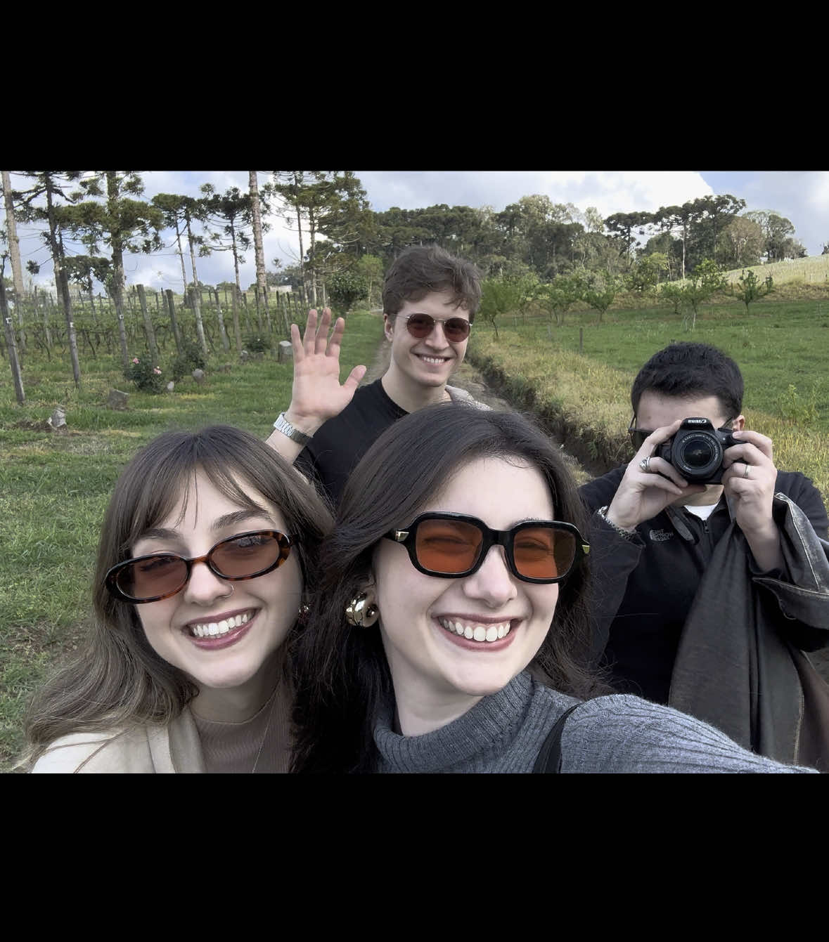 achei esse video fofo dms. Amo vcs @Zurgotico @Ana Vic Schwengber 