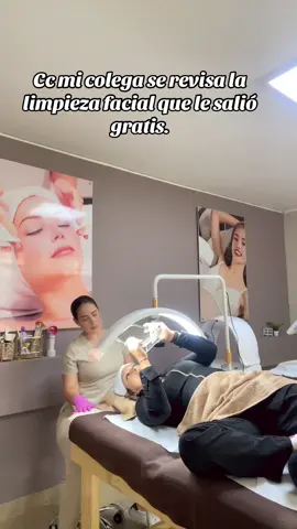 Y así son …. 🤣🤣🤣🤣🤣  #lamolina #lamolinalima #centro #centroestetico #humortiktok #humorcosmiatra #esteticista #lima #belleza #cuidadodelapiel #horadetufacial #faciales #derma #skincare #center 