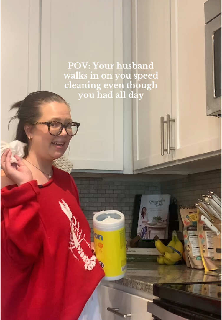 talk about AWKWARDDDDDDDD #momtok #northcarolinamomtok #momlife #momof2 #coupleshumor #sahmlife #sahm 