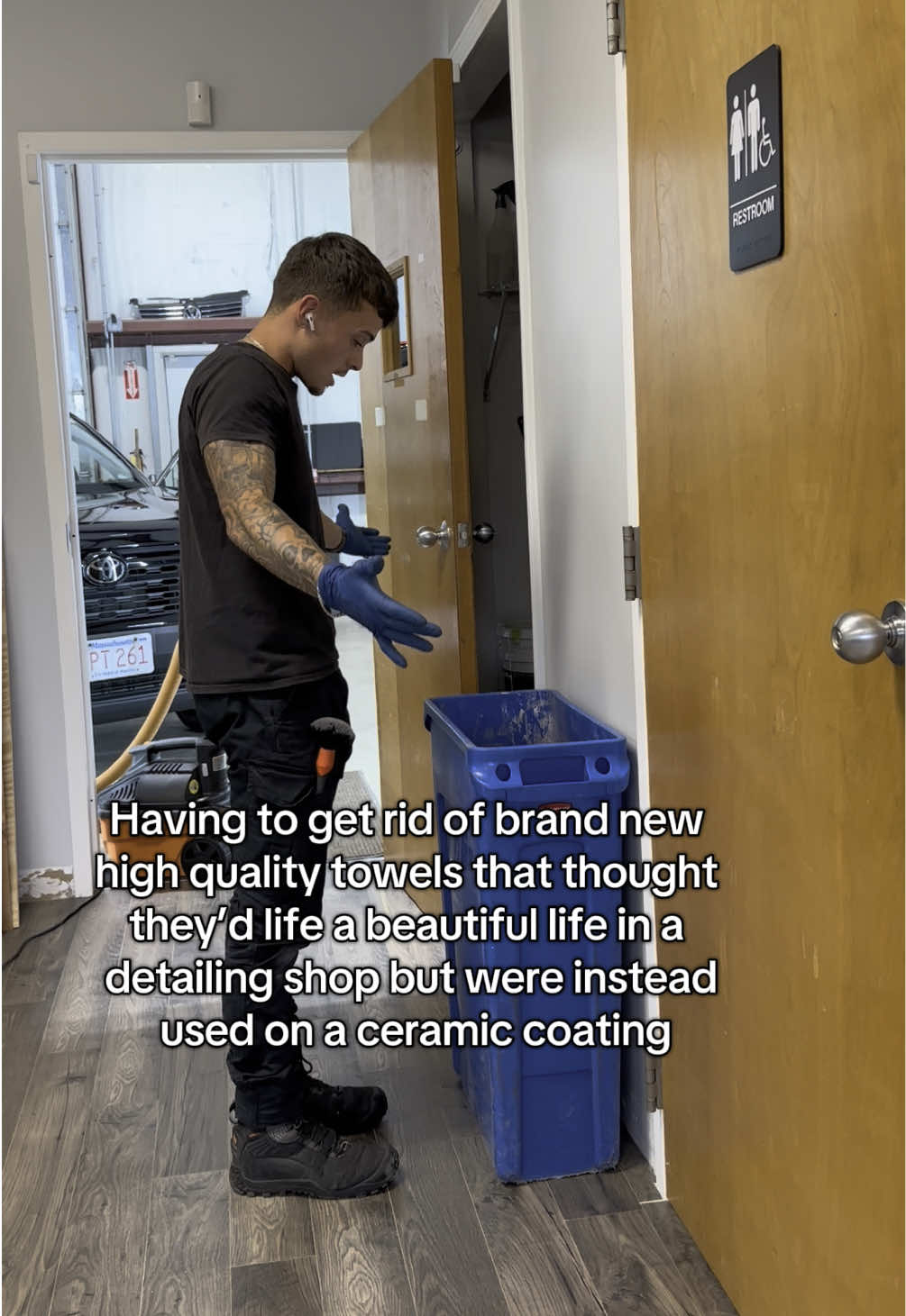 Can we start making ceramic coating that washes out of towels please? Lol  #detailersoftiktok #autodetailing #detailers #mobiledetailing #ceramiccoating #idealautospa #cars #automotive #