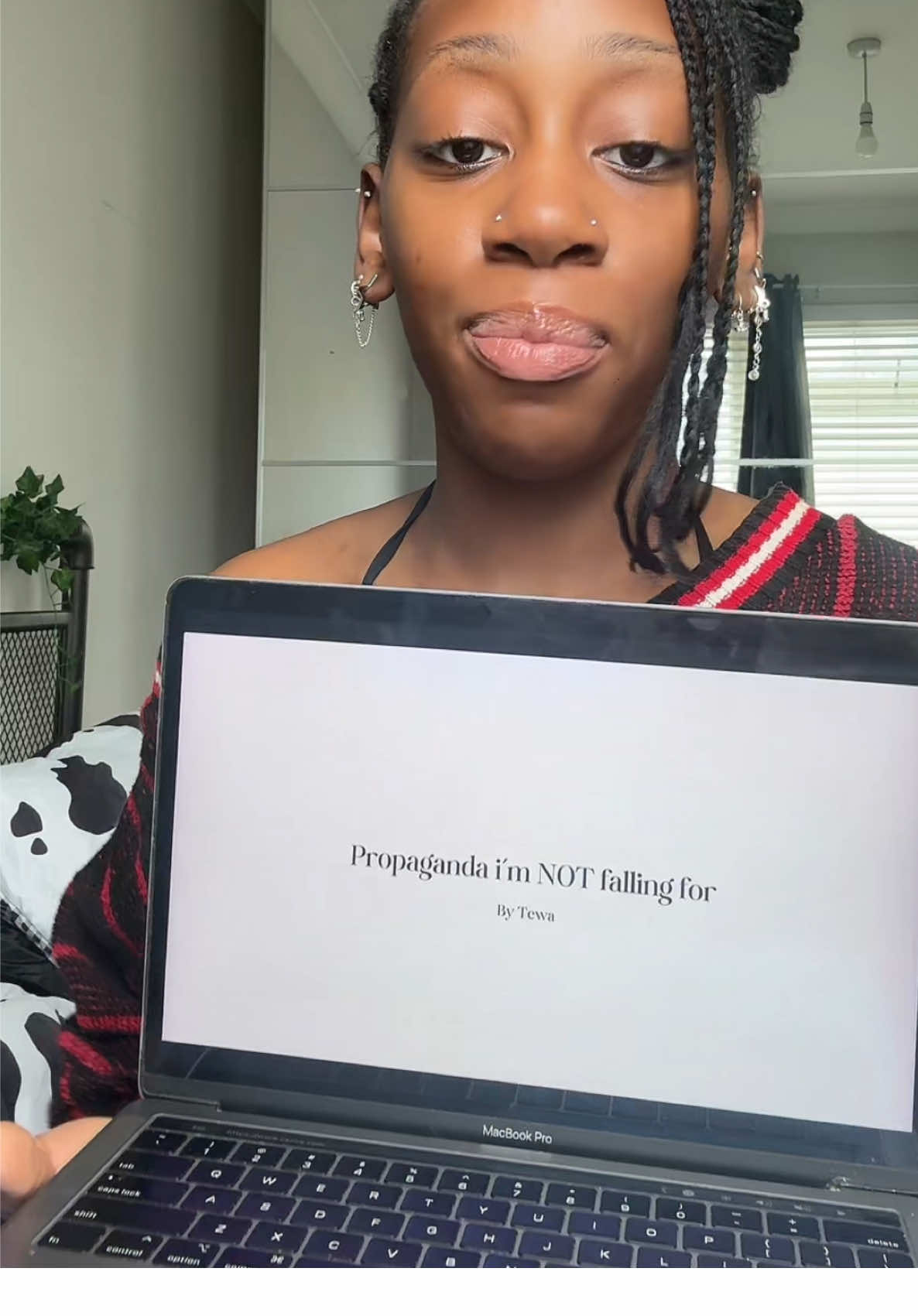 PUT DOWN YOUR RAZOR QUEEN! #tewaaax #propoganda #Relationship #trending #dating #relationships #fyp #presentation #dejavu 