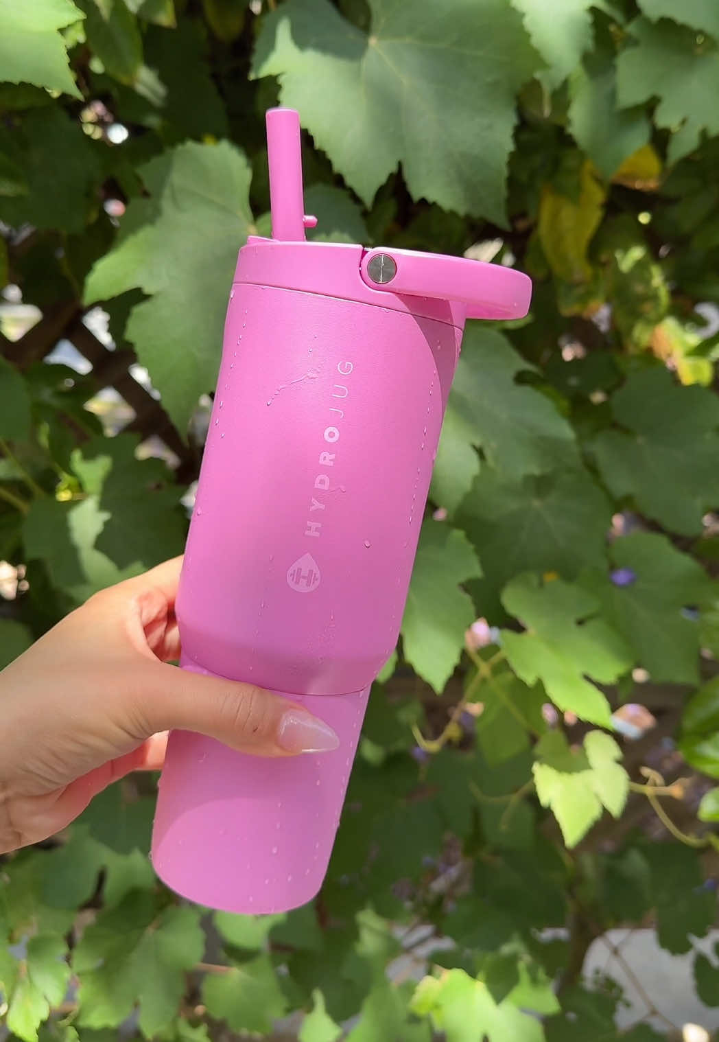 Hydro Jug - 20oz- color- TAFFY 💗🌸🎀 Other sizes:  •20 / 32 / 40 oz   @HYDROJUG #hydrojug #hydrojugpartner #watercup #fypp #asmr #paratii #tiktokmademebuyit #tiktokshopcreatorpicks #trending #hydrojugtumbler #pink #asmrsounds #asmrtiktoks 