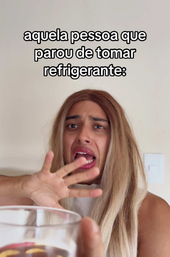 pra que esse show todo sabe 😭 kkkk