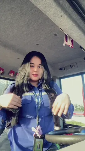 Pulang malu tak pulang apaaa? 🥹