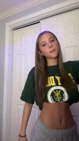 bby ik im wrong 😀#fyp #foryoupage #18 #im18tiktok⚠️ #fakebody #viral 