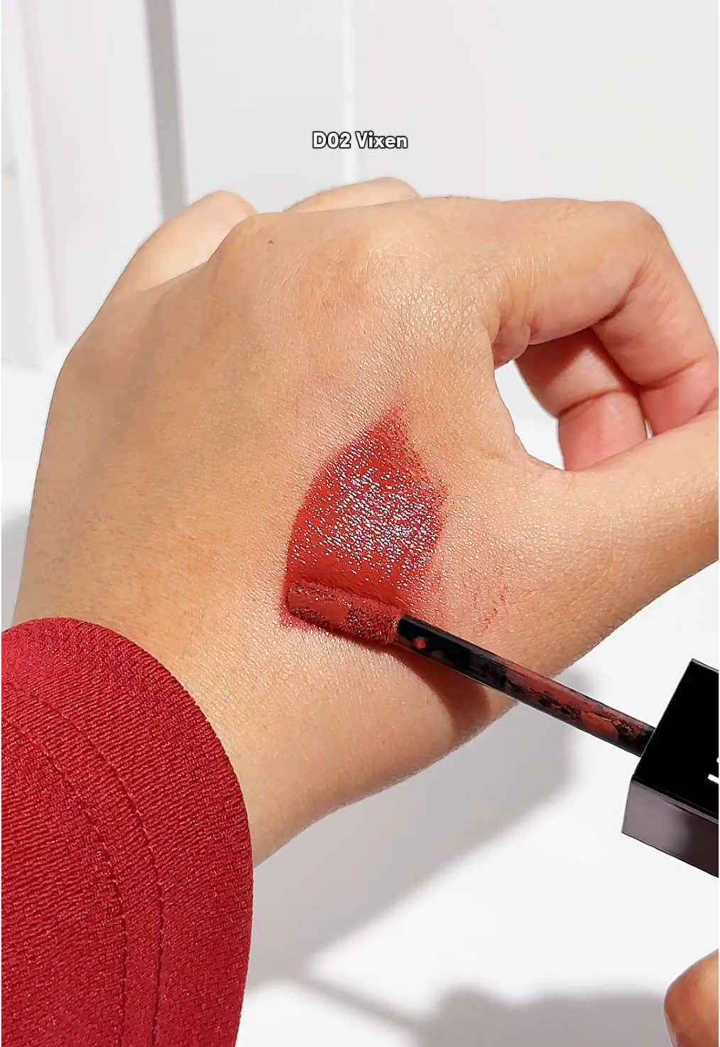 No dessert comes close to the irresistible charm of our Glazed lip shades! 🍓🍮💄#MakeOverMY #MakeOverBeyondBeauty 