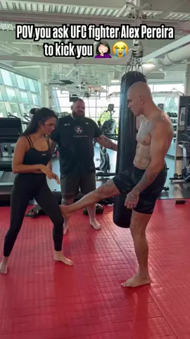 POV you ask UFC fighter Alex Pereira to kick you LOL UFC #mma #alexpereira #poatan #chama #dancing #ninadrama #kickboxing #boxing #muaythai #muaythaifighter #muaythaifighter #taekwondo #jiujitsu #brazilianjiujitsu #jiujitsugrappling #jiujitsulifestyle #wrestling #wrestlingtiktok #wrestlingtok #fit #Fitness #grappling #karate #boxing #judo