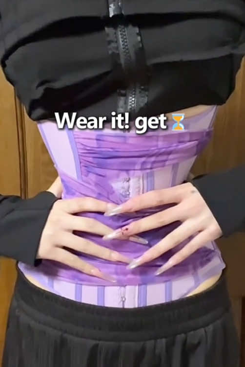 Slimmer waistline for 2025!GET YOURSSS! #waisttrainer #shapewear #bodyshape #snatched #sculpting #fyp #corset #viral #waist 