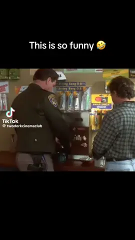 #leslienielsen #nakedgun #nakedgun2 #wrongfullyaccused #superheromovie #ojsimpson #priscillapresley #funny #comedy #uscomedy #frankkhalid #foryou #fyp 