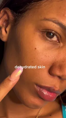 #cakeymakeup #makeuptips #dehydratedskin #skincareproducts #skinproblem #serumrecommendation #skincarevideo #foryourpage #foundation  #serumviral #koreangirl #trendingvideo #foryou #fyp