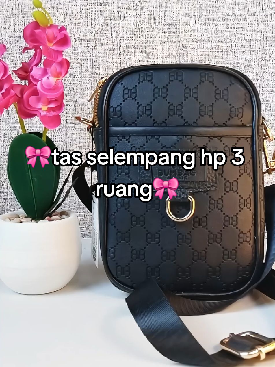 cocok buat dipake jalanjalan🫶 #tas #tasselempang #taswanita #tashp 