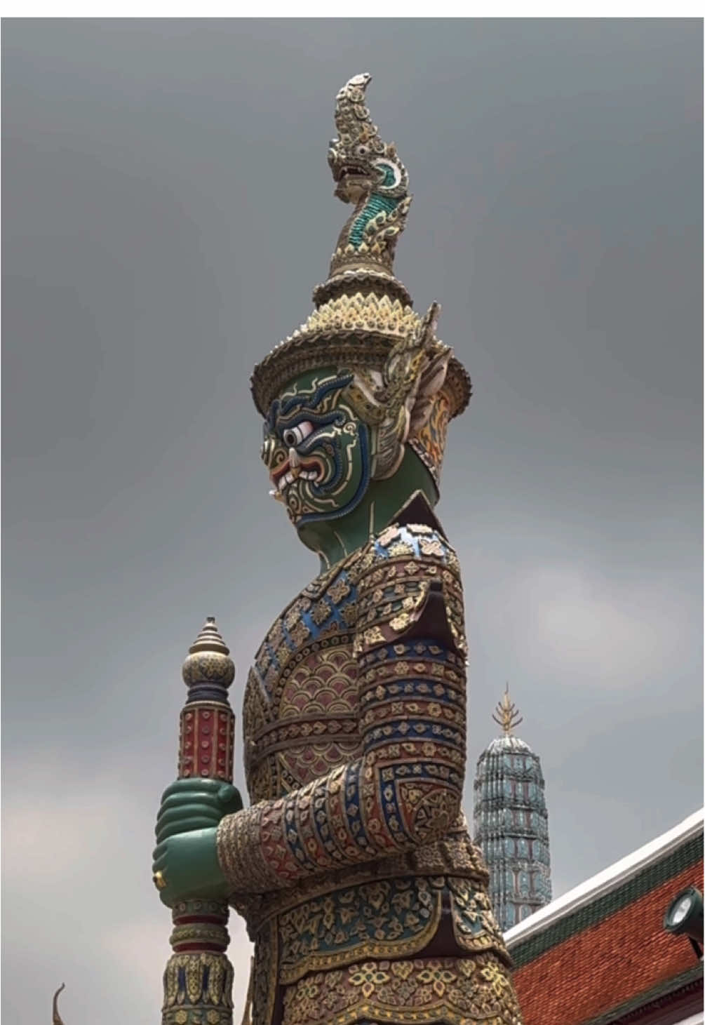 เหล่าพญายักษ์ในวัดพระแก้ว