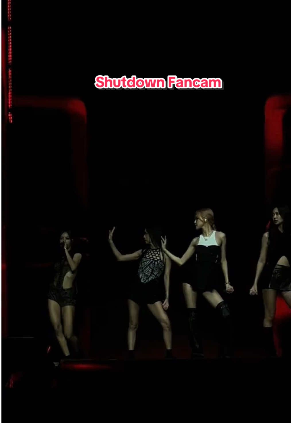 Shutdown Fancam🖤🩷 . . #blackpink #blink #kpopfyp #kpop #lisablackpink #jennieblackpink #jisooblackpink #roseblackpink #blackpinkconcert #bornpink #xybca 