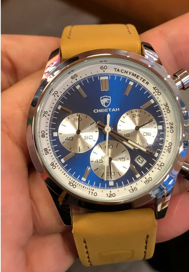 Buruan diorder jam tangannya jangan sampai kehabisan #jamtangan #jamtanganviral #jamtanganmurah #jamtanganoriginal #jamtangankeren #jamtanganmewah #jamtanganantiair #jamtanganpria #jamtanganlelaki 