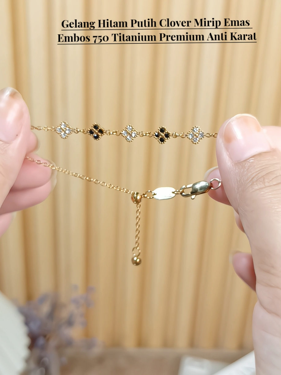 Membalas @dhiea85  Baru ready lagi yh sayy , 🥰  #gelang #gelangtitanium #gelangtitaniumantikarat 