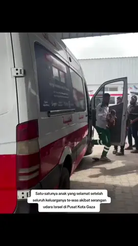 Alhamdulillah Ya Allah Bayinya Masih bisa diselamatkan oleh Ahli medis🥹🤲 #FREEPALESTINE🇵🇸🇵🇸 #SAVEPAlLESTINE🇵🇸🇵🇸 #ALLEYESONRAFAH🇵🇸