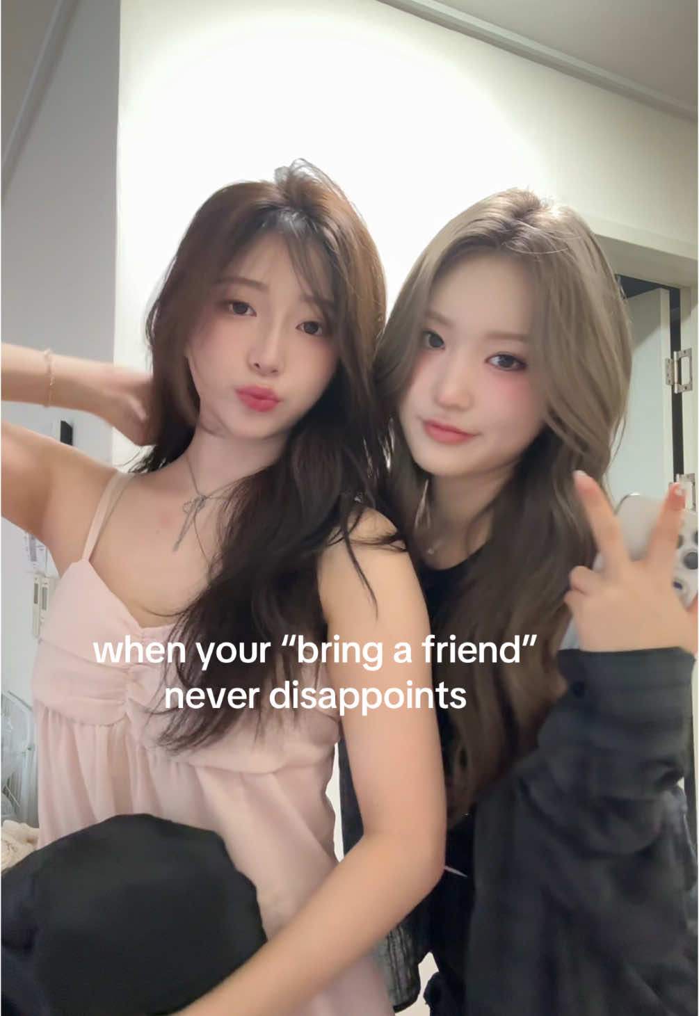 two pretty best friends @Serin Kong 