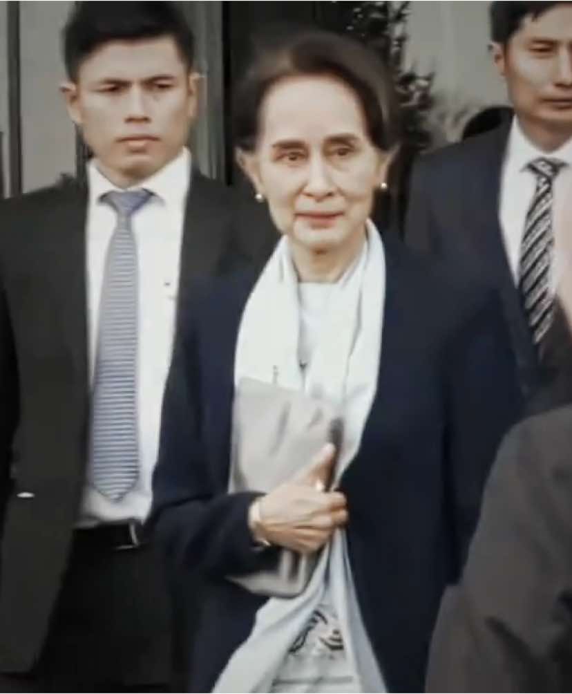 MOTHER SUU 🧎‍♀️ #aungsansuukyi  #trending #aungsansuukyi🇲🇲 #fyp #fyi #တွေးပြီးမှတင်ပါ #myanmartiktok #myanmar #aungsansuukyiedit #foryoupage #aungsansuukyigovernment #democracy #fypシ゚ #zyxbca #middleagedwomen #burmese #vsp #edit #myanmartiktok🇲🇲🇲🇲 #အောင်ဆန်းစုကြည် 