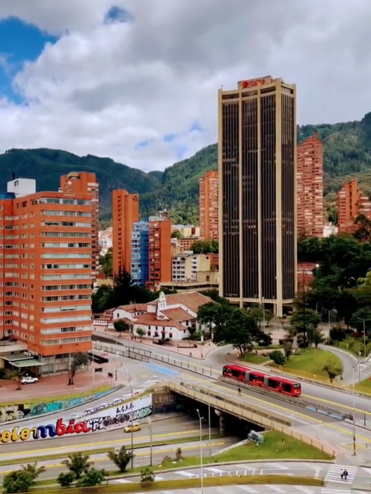 🇨🇴 Santa Fe, Bogota, Colombia #bogota #bogotacolombia #bogota🇨🇴 #bogotacity #colombia #colombiana #colombiano #colombianos #colombianosenelexterior #colombianosenusa #colombianosenespaña #colombianos🇨🇴 #colombianosenaustralia