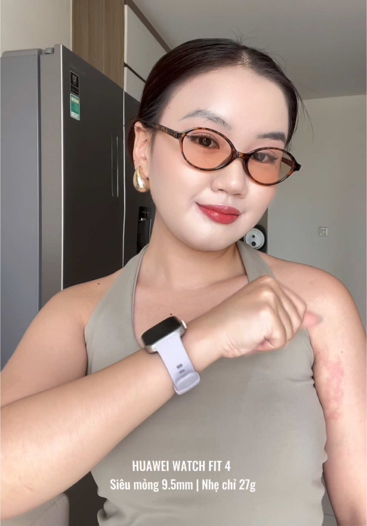 Thức dậy, tập luyện, làm việc – tất cả đều gọn trên cổ tay với Huawei Watch Fit 4 💓 Người yêu không có, nhưng đồng hồ thông minh thì phải có một cái hoặc nhiều hơn nhé #HuaweiMobile #HUAWEIWATCHFIT4 #FashionActive @Huawei Mobile VN #thaithuylinh #LearnOnTikTok 