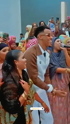 Gurigee Ku Dumay Maanta 🔥#ayaanwadani @🅰️YAAN_WADDANI🇸🇴💎🦋 #somalilyrics🕊 #marwanyare #somalilyrics🌺😕💎 #somaliland #somalitiktok  #galmudugnimo💙🤍💚 #muqdishotiktok🇸🇴🇸🇴❤ #muqdishotiktok #muqdisho #foryouuu #foryoupage❤️❤️ #fyp #fypシ゚viral🖤tiktok #fypシ゚viral🖤tiktok☆♡🦋myvideo  #follow 