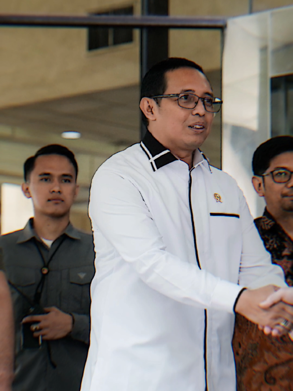 @calvin_ypermana ajudan on duty bapak polisi andalan PCO #fyp #ajudan #polisi 