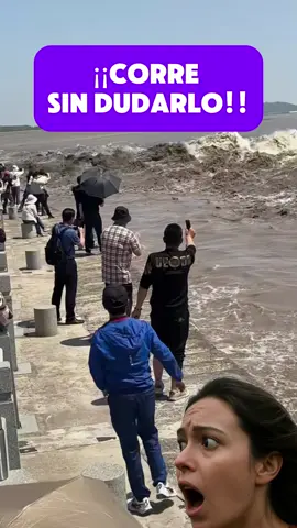 😲¡Corre sin dudarlo!!⚠️#sea #water #ocean #nature #peligro #dangerous #tsumani #desastre #viraltiktokvideo 