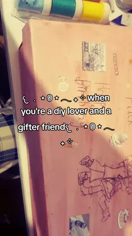 she loved it <3/// #fyp #gift #DIY #diyideas #bestfriend #sanrio #giftbox 
