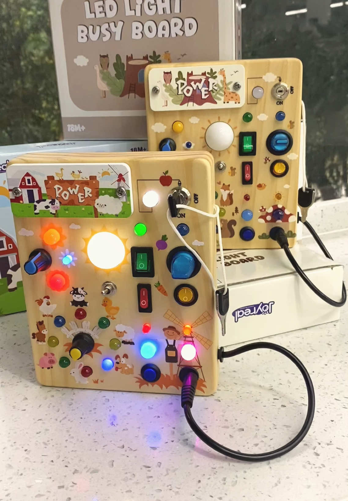 Perfect toy for fine motor development and endless screen free entertainment! Easy to take  with you on the go for car ride or restaurant! #montessori #screenfree #montessoritoddler #busyboard #toddlermom #oneyearoldbaby #joyrealtoy 