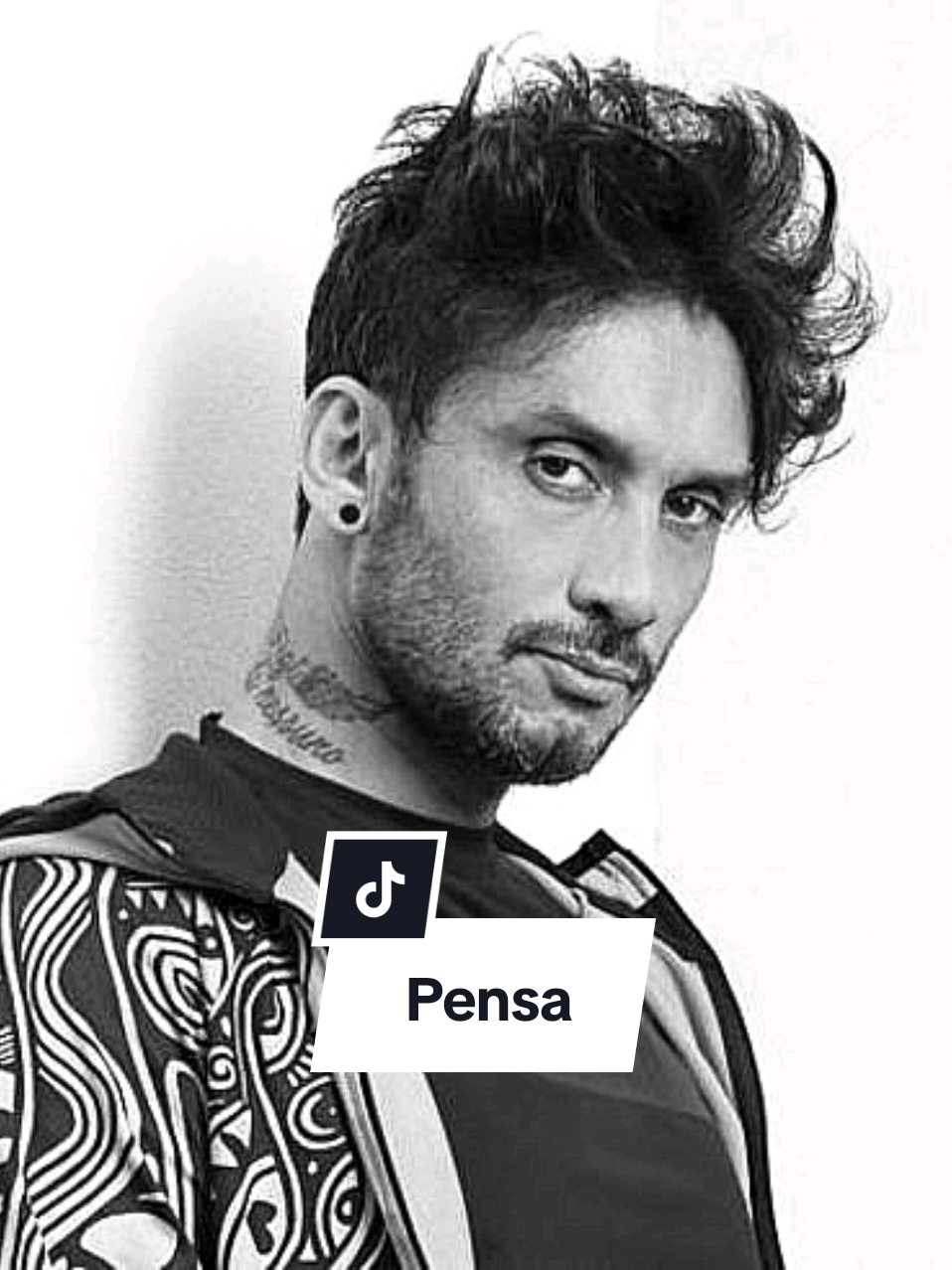 23 maggio, in ricordo di Giovanni Falcone e tutte le vittime di mafia. Fabrizio Moro - Pensa - 2007 #fabriziomoro #pensa #sanremo #2007 #2000s #canzone #canzoneitaliana #musicaitaliana #musica #denuncia #antimafia #giovannifalcone #paoloborsellino #23maggio 