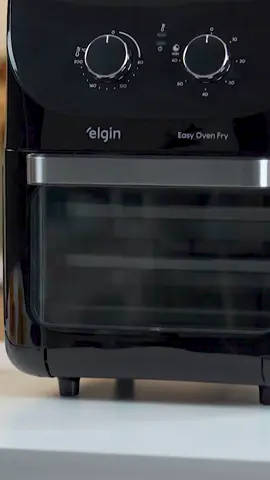 A Air Fryer Easy Oven Fry chegou com super capacidade de 12L e 1.800W de potência, perfeita para preparar grandes porções de uma só vez, garantindo rapidez e eficiência! Aproveite para levar essa potência para casa com condições imperdíveis! 🏡✨ #MêsDoConsumidor #Elgin #EletroportateisElgin #EasyOvenFry #MaisSaborMenosEsforço