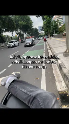 🗿